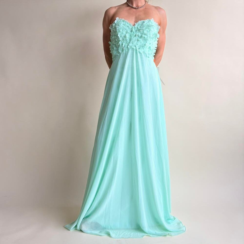 DreamProm.com Seafoam Green Rosette Gown - NWT, Size 2